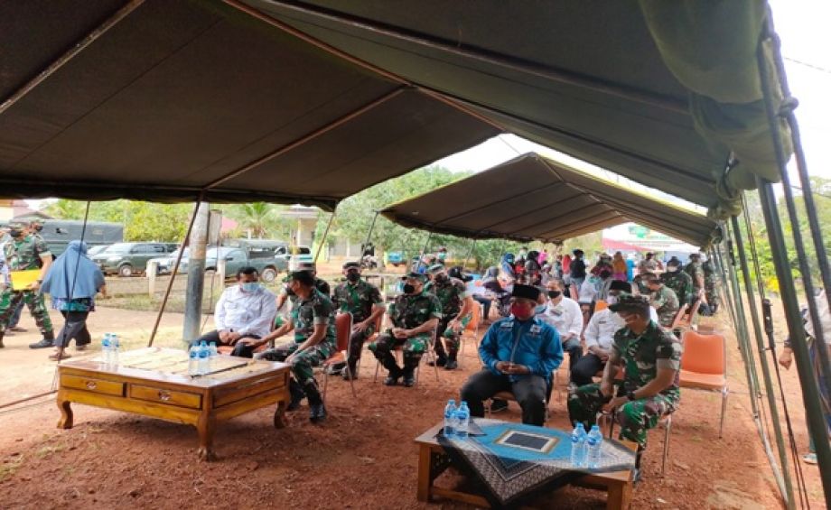 Kadis Perkim Prov. Kalbar Hadiri Kegiatan Karya Bakti Tni